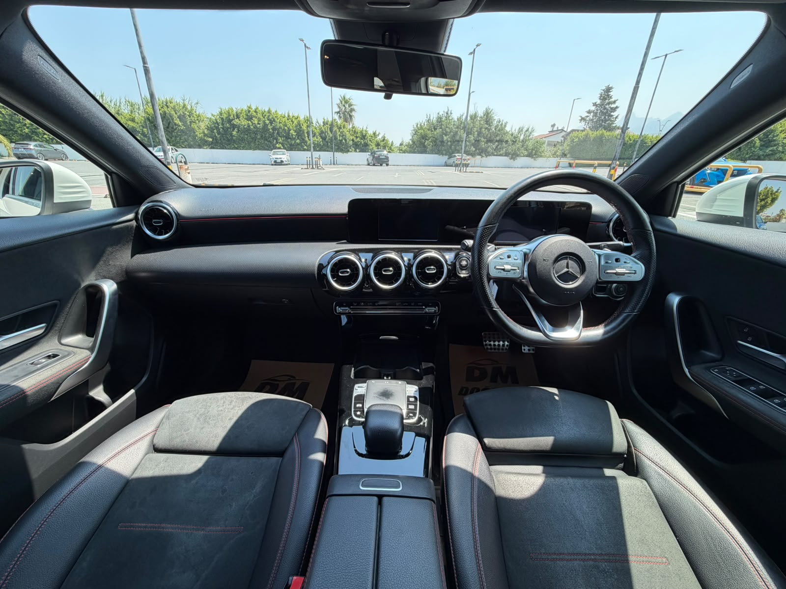 MERCEDES A180D AMG PREMIUM
