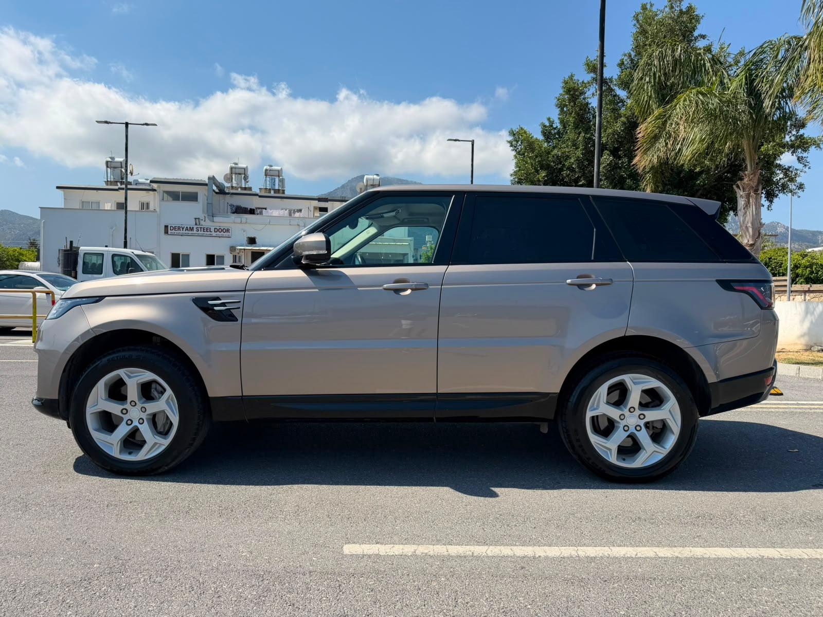 RANGE ROVER SPORT