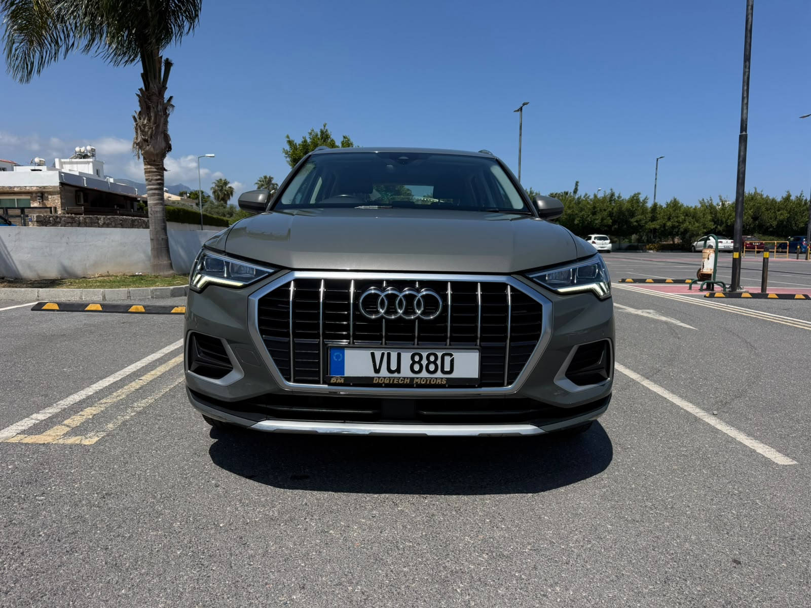 AUDI Q3 QUATTRO