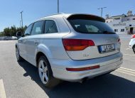 AUDI Q7 S-LINE