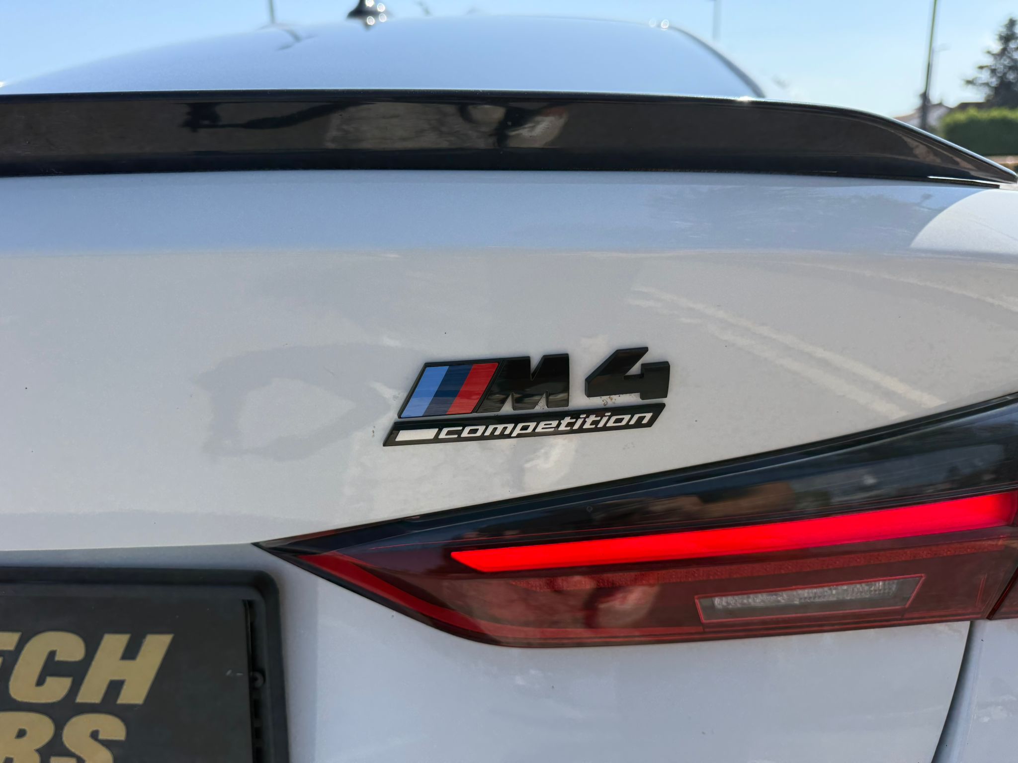 BMW M4 COMPETITION COUPE