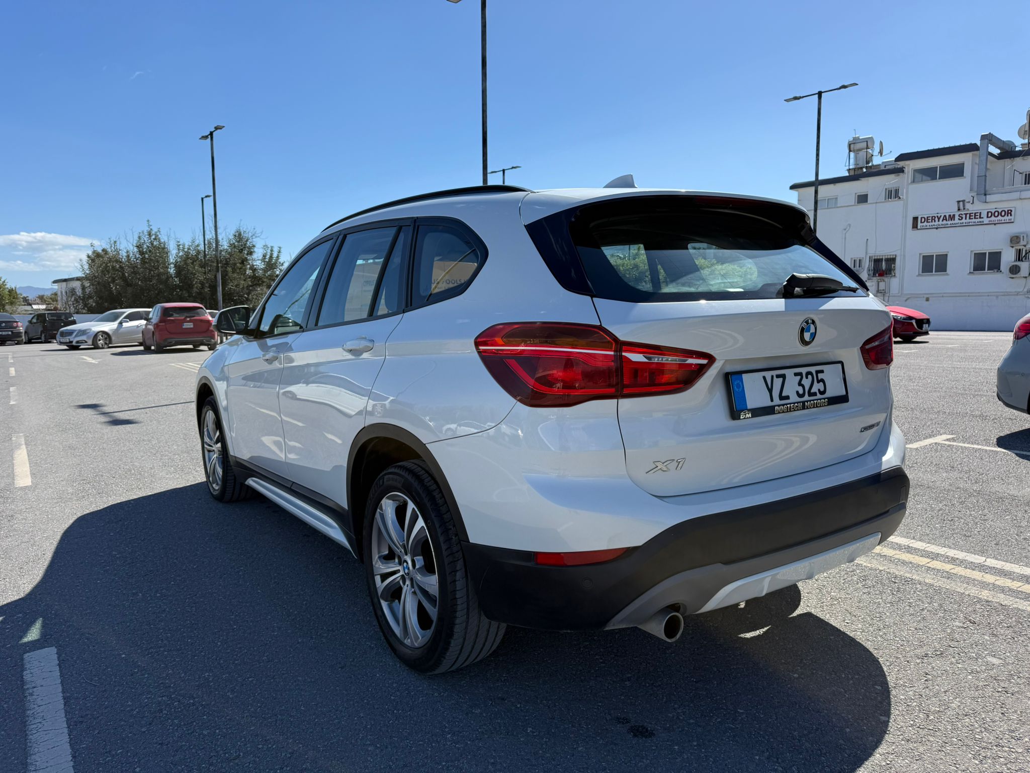 BMW X1