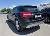 MERCEDES GLA 200