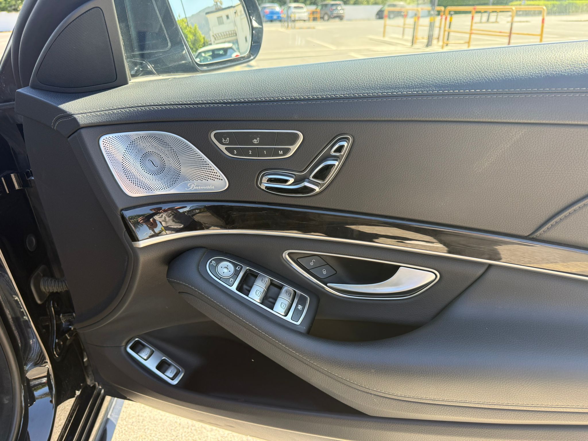 MERCEDES S560 AMG PREMIUM