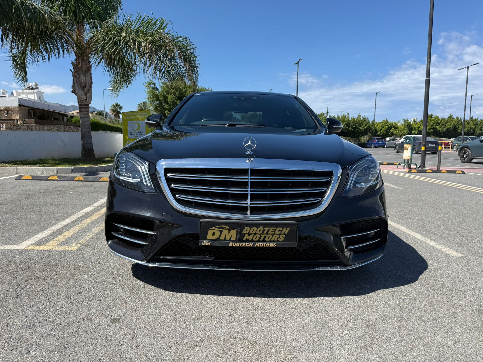 MERCEDES S560 AMG PREMIUM