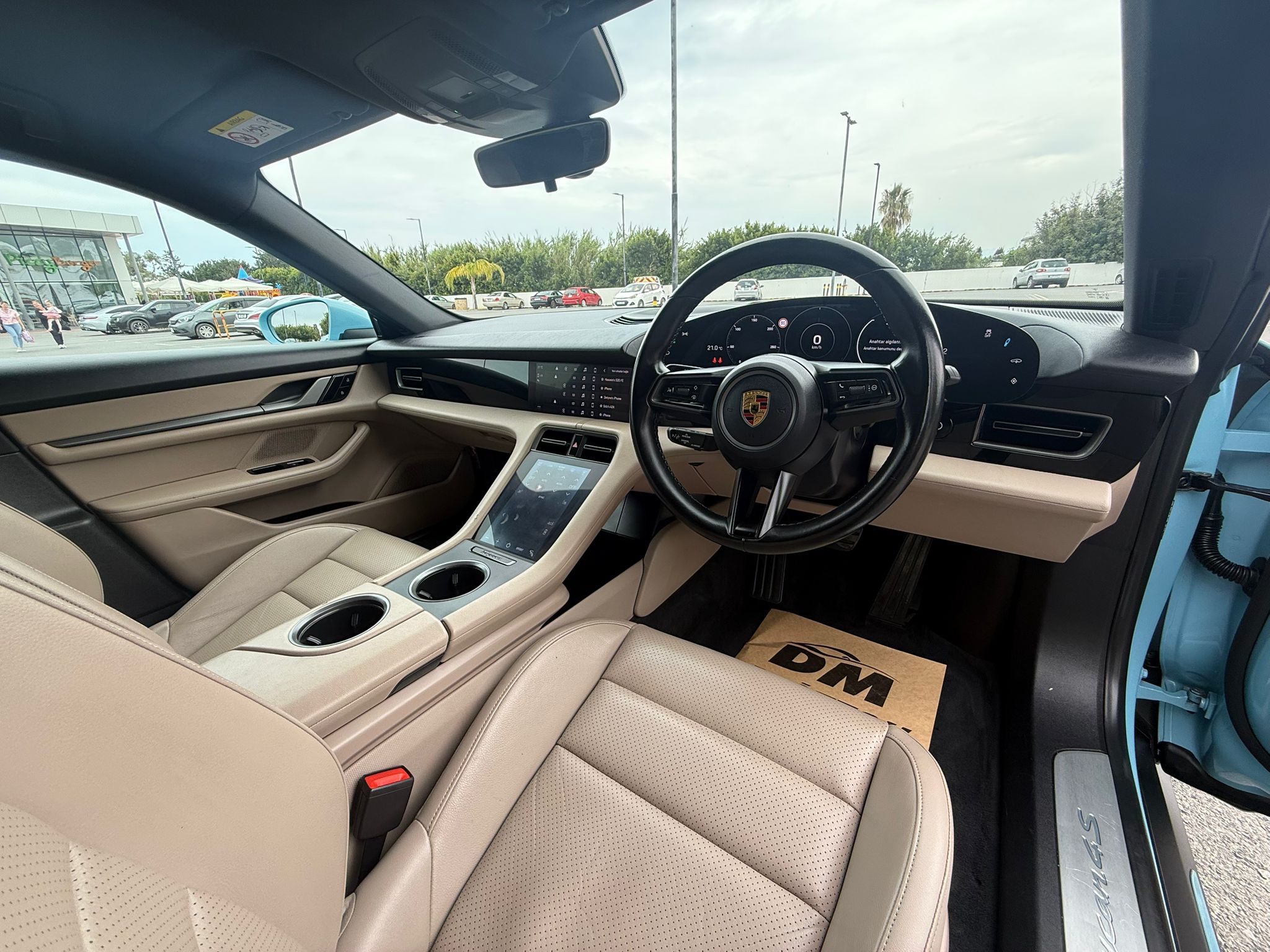 PORSCHE TAYCAN 4S