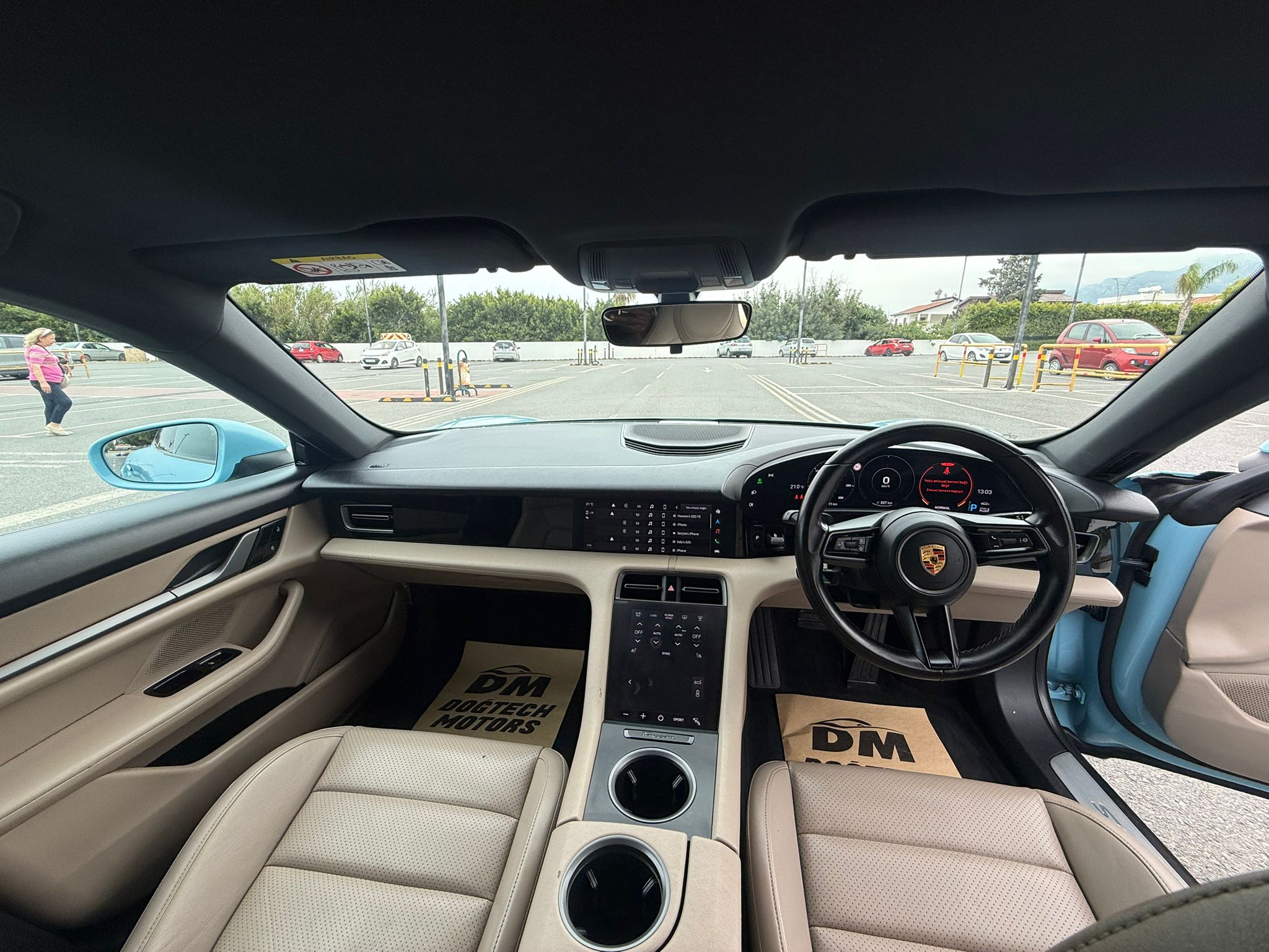 PORSCHE TAYCAN 4S