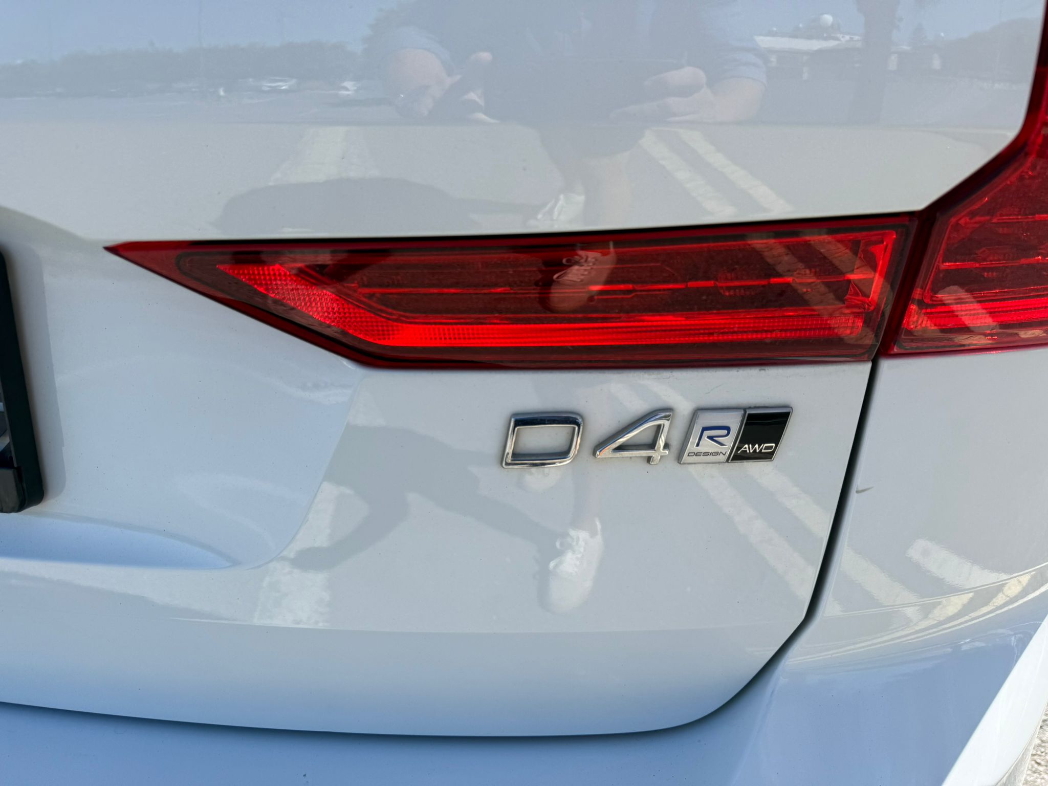 VOLVO XC 60 R-DESIGN