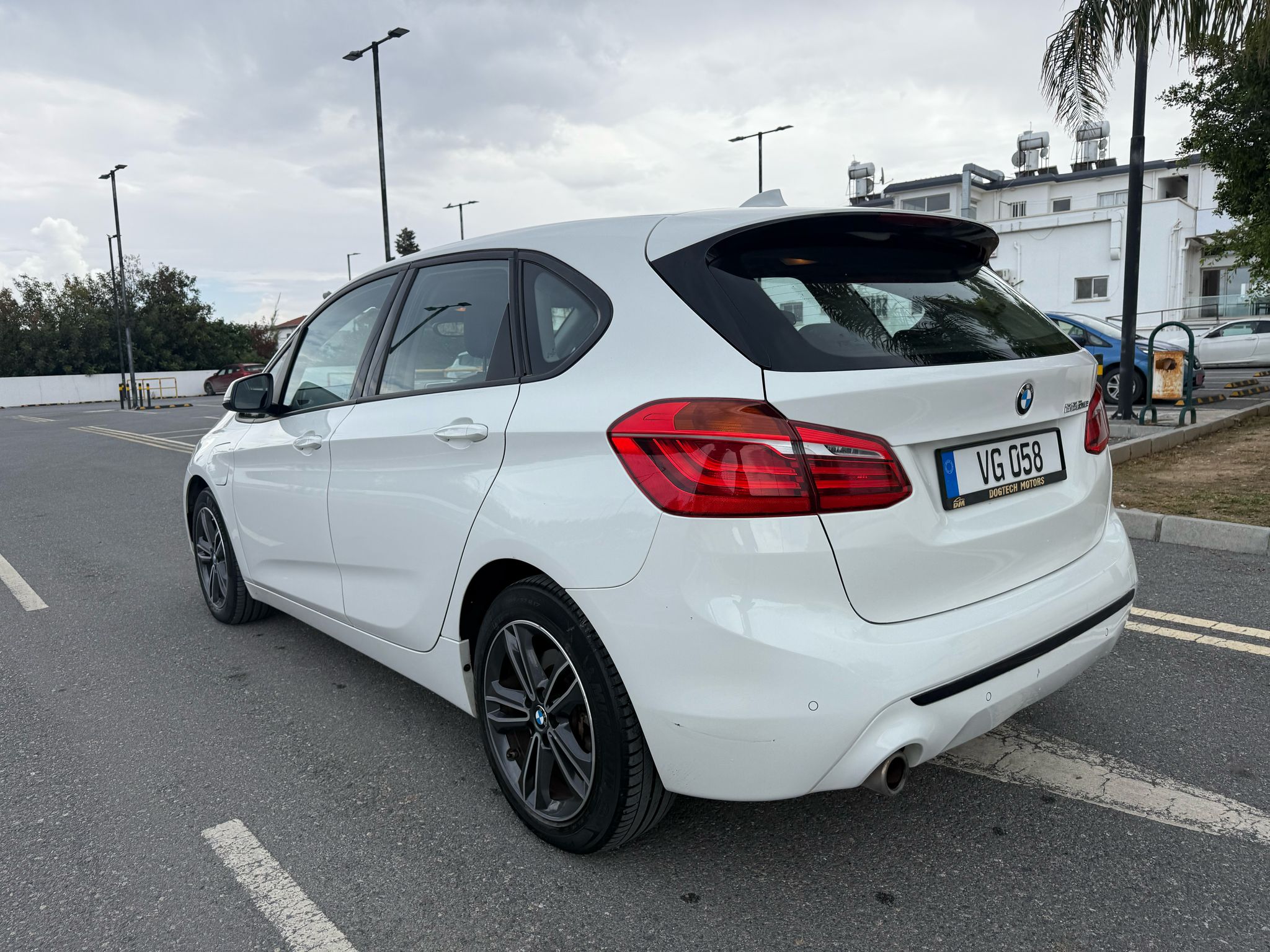 BMW 225 XE